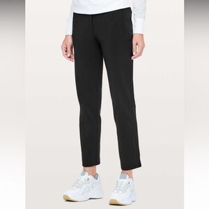 Lululemon On The Move Pant 28" Black Activewear Technical Fabric Women’s 6
